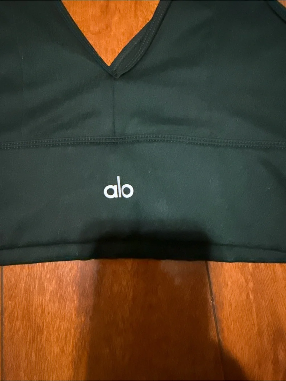 ALO Yoga supportive neck
